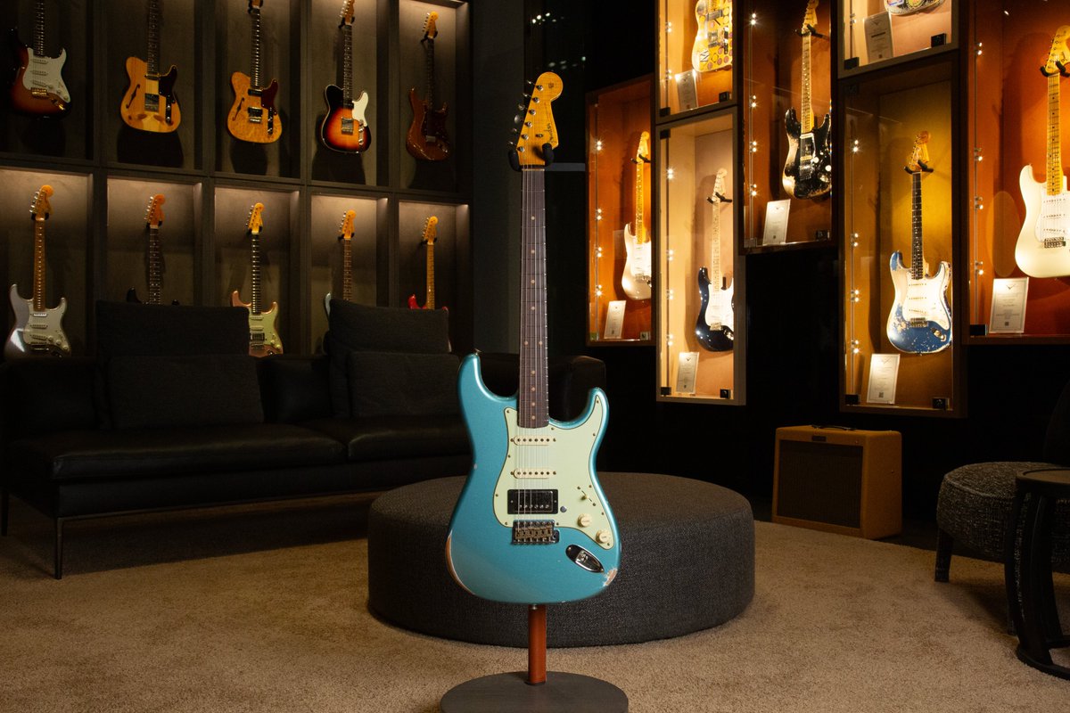 う*ん様 フェンダーMXネック　ラッカー塗装　コンポーネント　ターボBL　アルニ オダと学ぶ♪Fender豆知識 第3回 ボディ材/塗装/ネックプレート