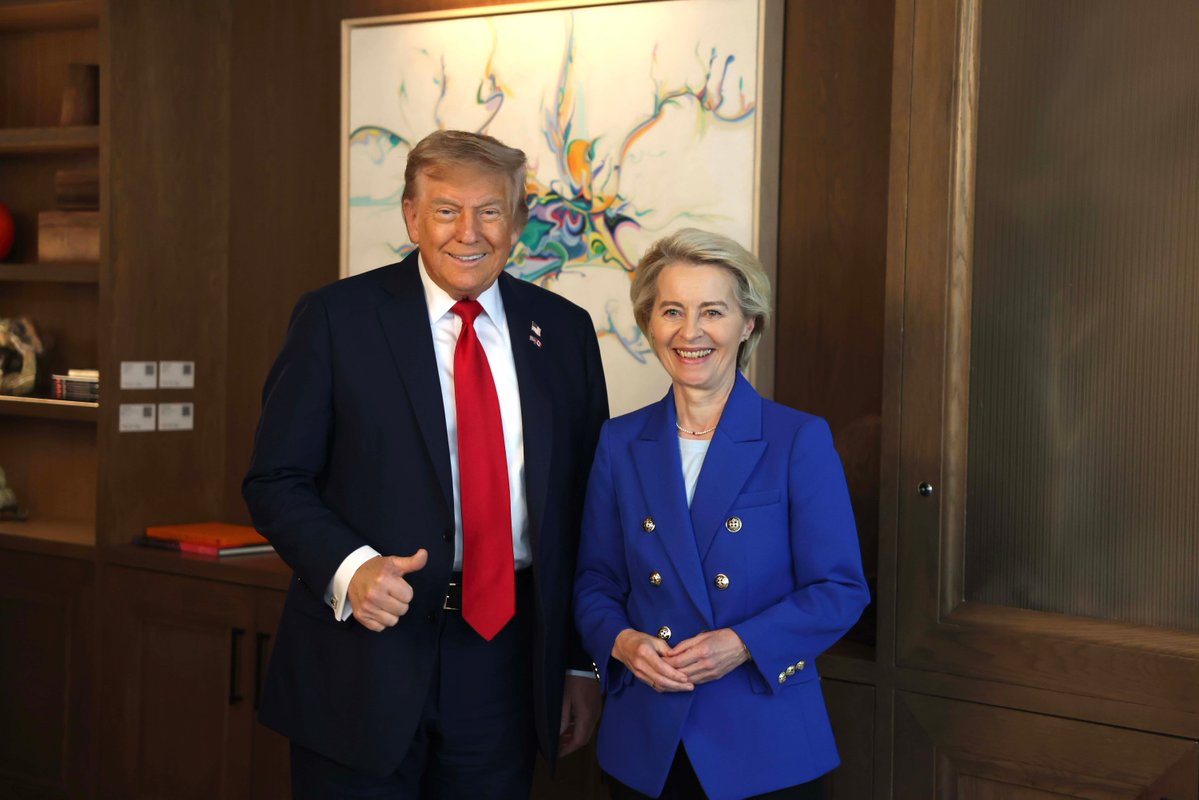 🚨 Accord Trump – von der Leyen : la France va-t-elle payer le prix fort ?

L'augmentation des droits de douane à 15 % va frapper durement les exportateurs français, déjà fragilisés par l'inflation. Cet accord, présenté comme une victoire, cache une soumission économique de l'UE