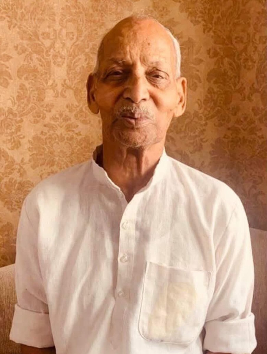 राष्ट्रीय स्वयंसेवक संघ के वरिष्ठ प्रचारक, पाथेय कण के संरक्षक आदरणीय श्री माणकचन्द जी के देवलोकगमन का समाचार अत्यंत दुखदायी है।

श्रद्धेय माणकचन्द जी ने राष्ट्र सेवा का जो व्रत लिया, उसे पूरी निष्ठा और अनुशासन के साथ आजीवन निभाया। उन्होंने 'पाथेय कण' को अपने स्नेह तथा पसीने से