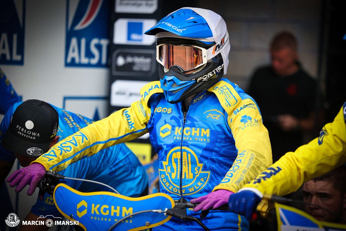 RACE DAY 🏁

🏆 DMPJ
👥Hubert Jabłoński ✊ Mikołaj Krok ✊ Igor Kordun ✊ Leon Szlegiel ✊ Oskar Chatłas ✊
🏟 Ostrów
⏰17:00

#STALeRAZEM