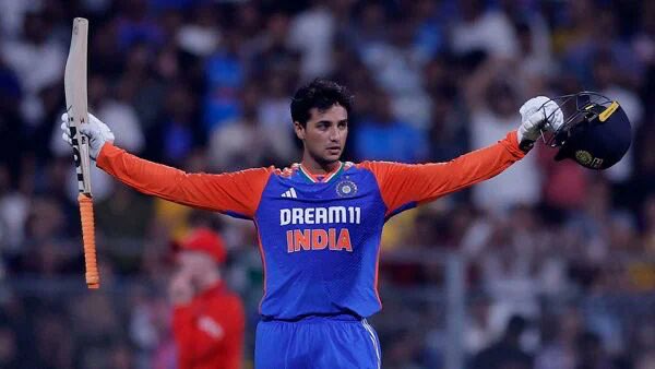cricketwithzoro's tweet photo. ABHISHEK THE #1T20 BATTER.
- Abhishek Sharma becomes the new No.1 Ranked T20i batter.
- #ICCRankings #INDIA https://t.co/bvbNqOIFE0