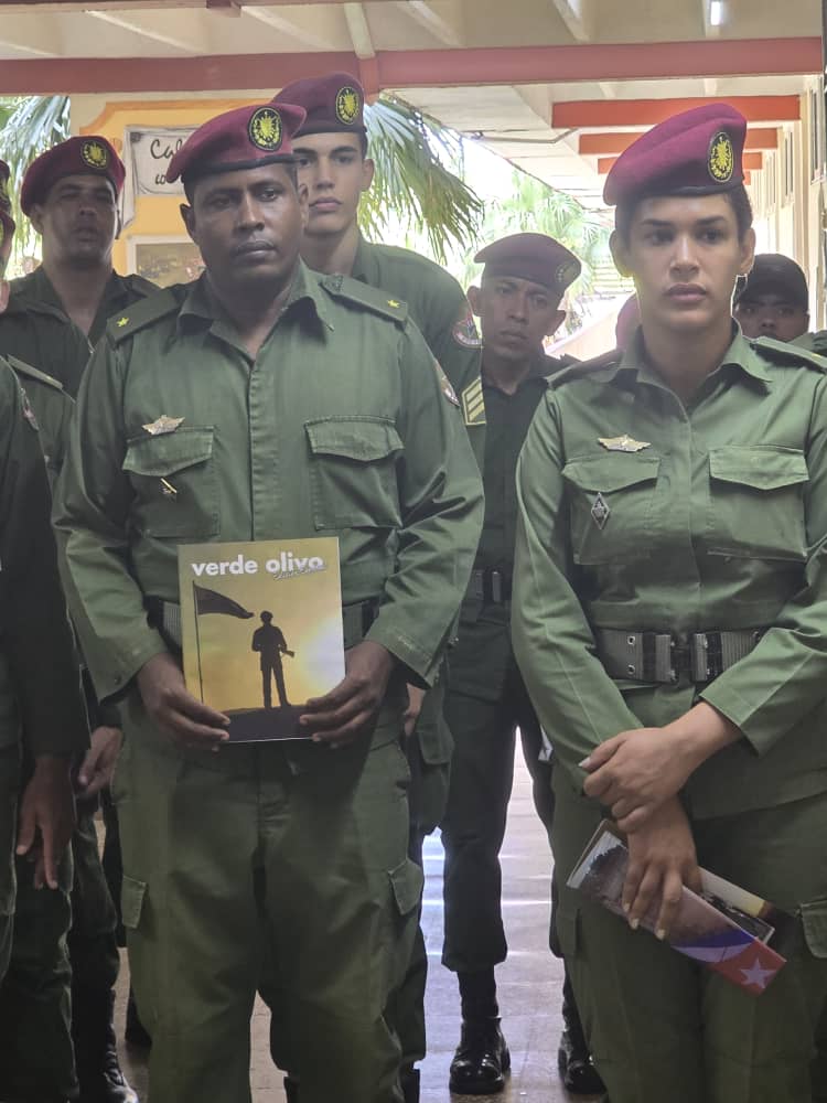 30 DE JULIO 
Fidel Castro: "¡Que monstruo! No saben la inteligencia, el carácter, la integridad que han matado'',

La Dictadura de Batista asesina a Frank País y Raúl Pujol.
¡Gloria eterna a nuestros mártires!
Frank sigue vivo en los jóvenes de verde olivo.
#CubaViveEnSuHistoría