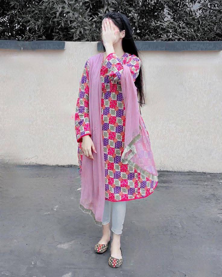 پلیز مجھے دعاؤں میں مانگنا بند کر دو میرا رشتہ نہیں ہو رہا 🥹😁