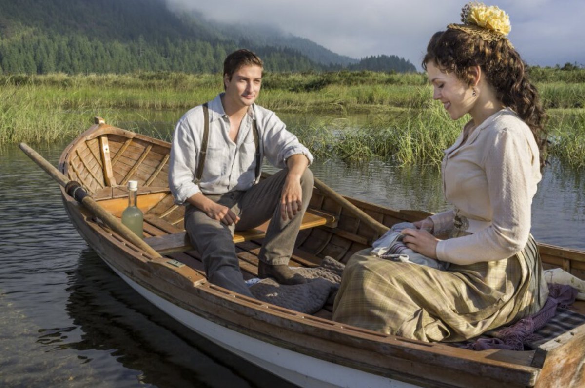 #Hearties Brennan and I will be reviewing S1 Ep 2, 3 &amp; 4 Thursday. If you have any thoughts about them &amp; would like to be included in the fan feedback segment, leave a reply by 2 PM EST &amp; we’ll try to include it. ❤️ #WhenCallsTheHeart  

PSA: Make sure to specify which episode ☺️