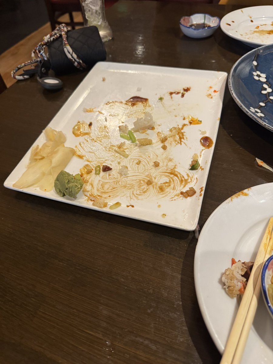squishy_pup3's tweet photo. food dates 😻 lol https://t.co/dXZgQ2oIJ1