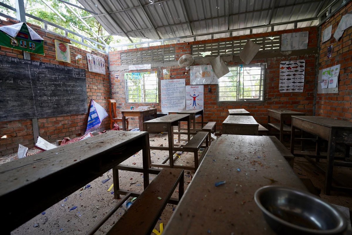 prof_ch4os's tweet photo. Thailand plays the victim well, for a country caught shelling civilian schools and denying cluster bomb use until the evidence piled up. If they can lie about that, imagine what else they’re selling to the world behind the curtain.
#ExposeThailandLies https://t.co/CC0CMxUAbN