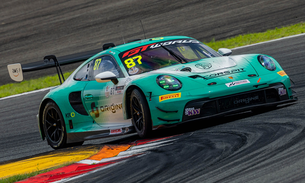 Sportscar365 (@sportscar365) on Twitter photo ⚔️ ASIA TITLE BATTLE: Leo Ye Hongli believes he and Origine Porsche teammate Yuan Bo are in a "good position" to defend their <a href="/GTWorldChAsia/">GT World Challenge Asia Powered by AWS</a> title amid a finely-boised battle with the JMR Corvette squad with two rounds left.
➡️ sportscar365.com/sro/world-chal… #GTWorldAsia ⚔️ ASIA TITLE BATTLE: Leo Ye Hongli believes he and Origine Porsche teammate Yuan Bo are in a "good position" to defend their <a href="/GTWorldChAsia/">GT World Challenge Asia Powered by AWS</a> title amid a finely-boised battle with the JMR Corvette squad with two rounds left.
➡️ sportscar365.com/sro/world-chal… #GTWorldAsia