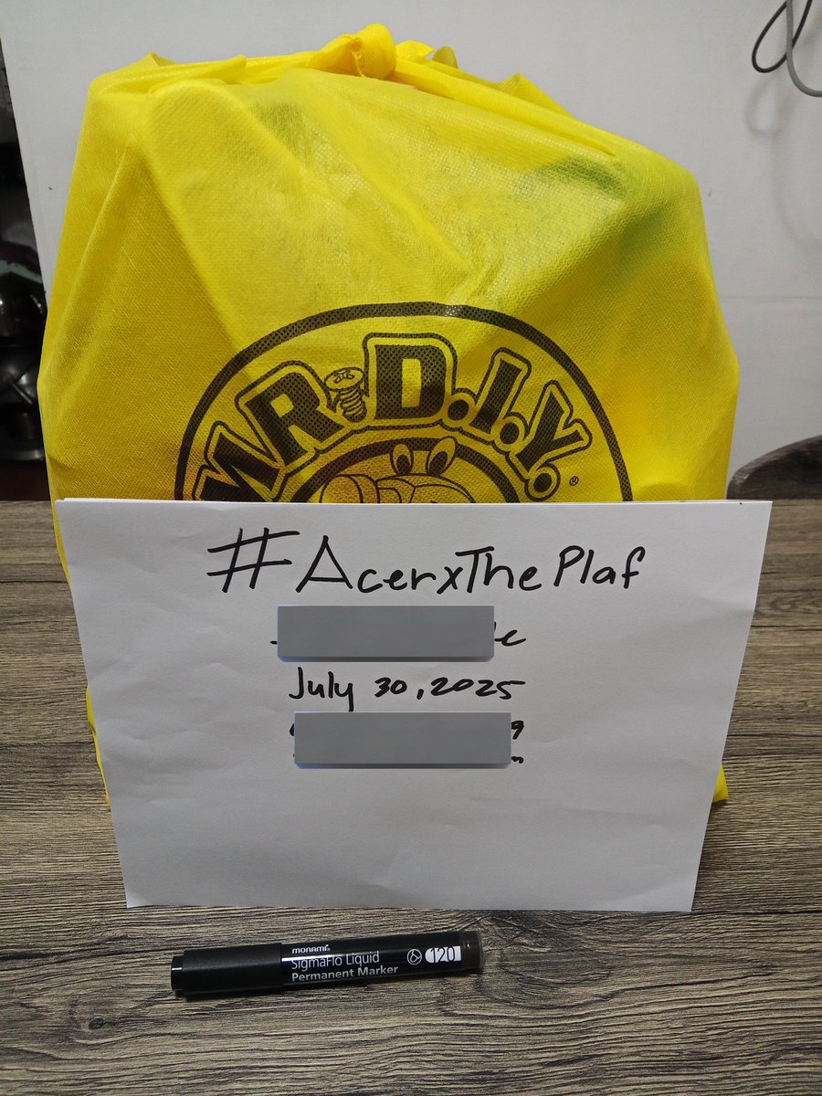 Dangerous2604's tweet photo. Every piece of plastic,if recycled,
can help reduce landfill waste and ocean pollution.

@AcerPhils
#AcerDay2025 #AcerxThePlaf #AcerBreakTheWaste https://t.co/OAMLvN88iH