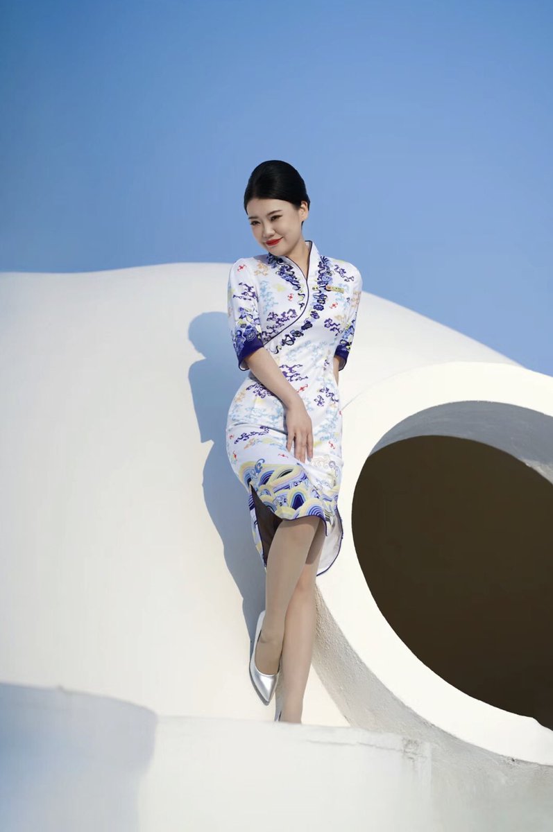 空姐天天飞好无聊 寻找各大城市落地搭子 。