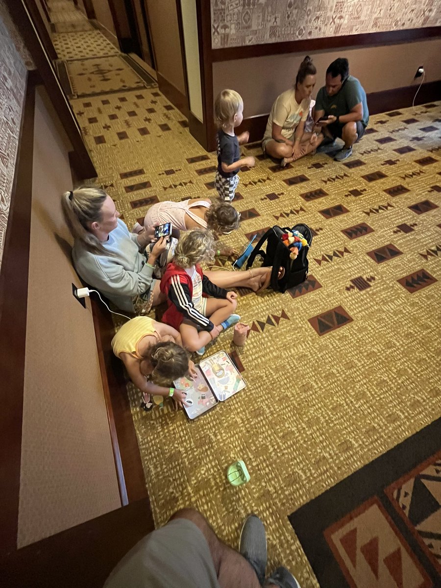 Prepped on the 8th floor of <a href="/DisneyAulani/">DisneyAulani</a> #TsunamiWatch