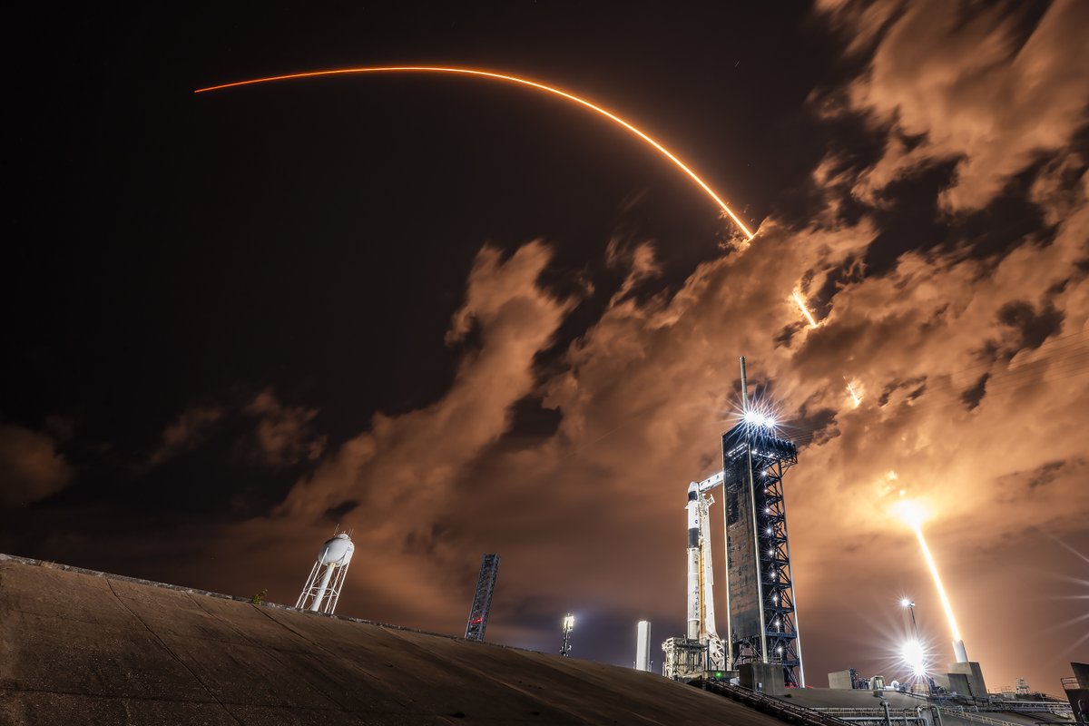 SpaceX tweet media