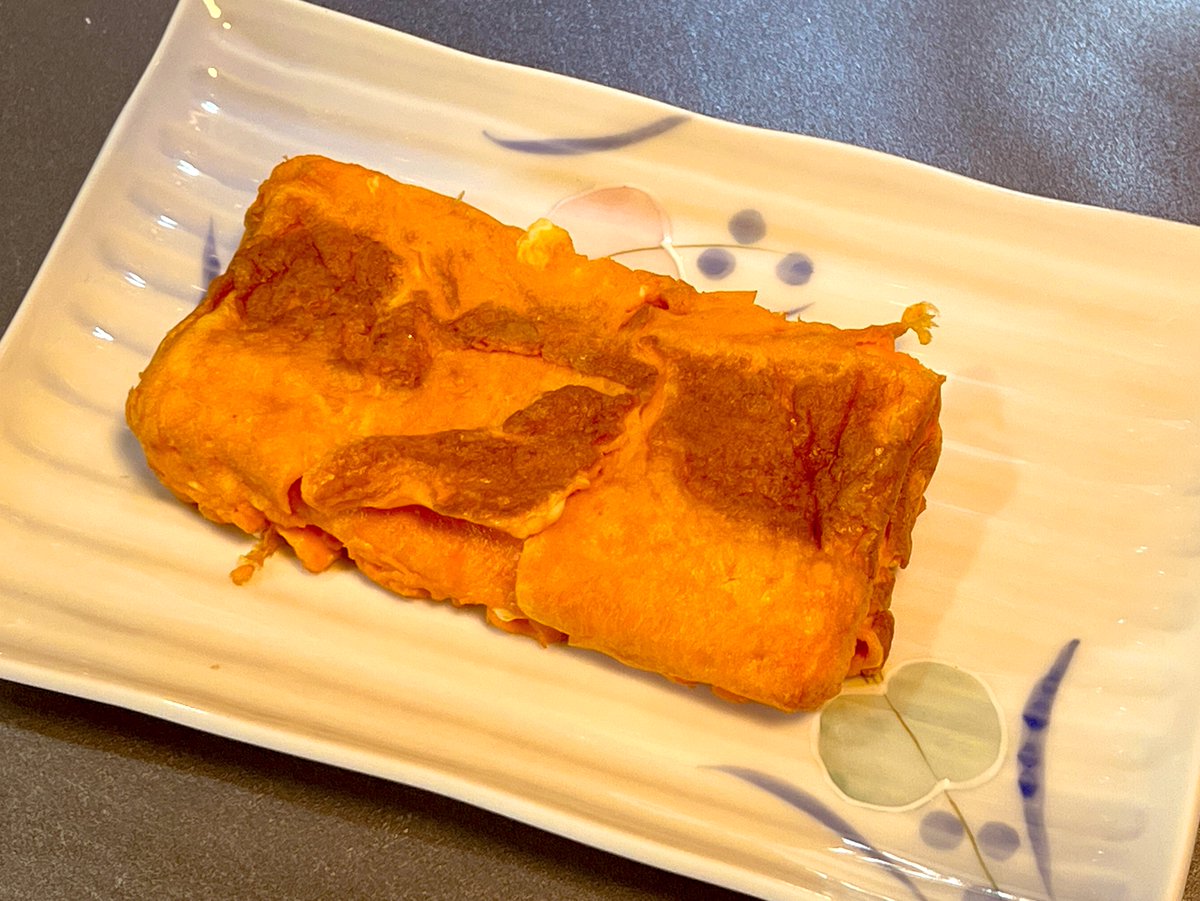 heriosquat's tweet photo. かわいそうな卵焼き https://t.co/zwbYtcecTt