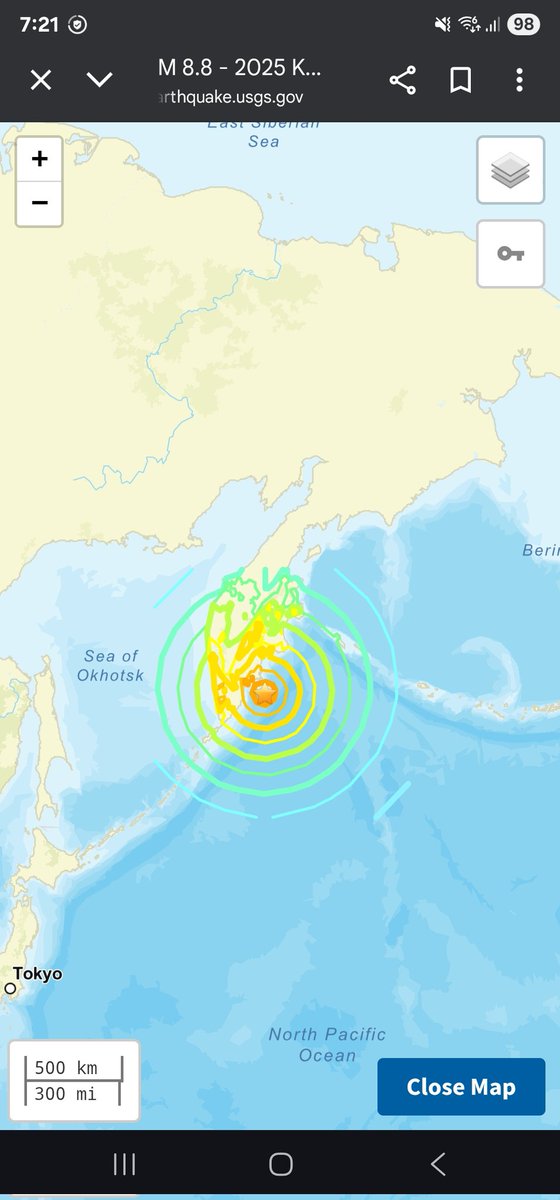 IGeociencias's tweet photo. #Terremoto M 8.8Kamchatka Peninsula, ayer a las 23:24:50 (UTC) 20.7 km de profundidad. 
Es el octavo terremoto de mayor magnitud registrado.
Ha llegado un tsunami a las costas de Japón 
https://t.co/BEfGnykPWc https://t.co/f9iCmUvdRp