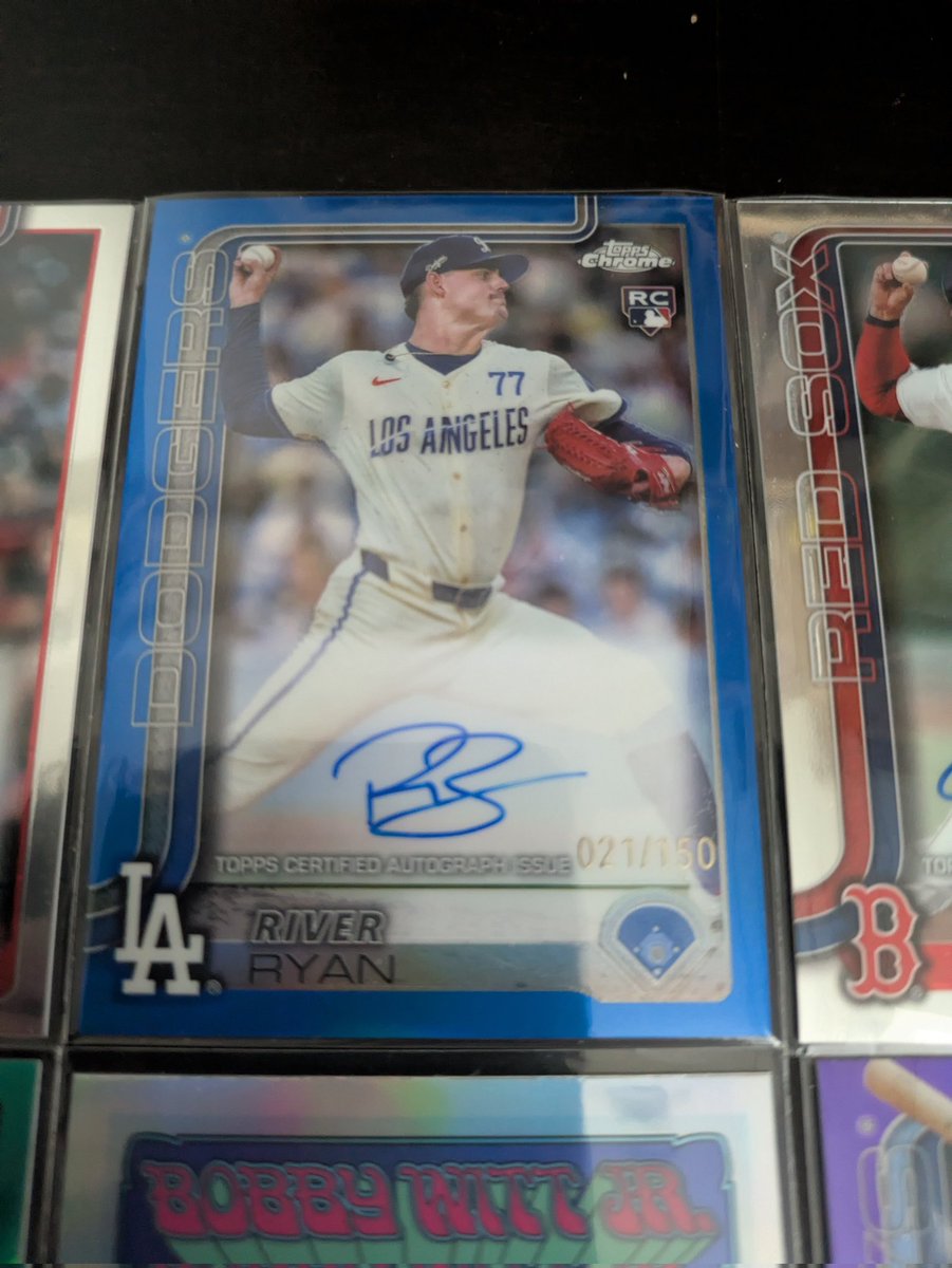4ANR79pZenRTM29's tweet image. 水道橋帰り、早速開封⚡
2025topps crome mlb jumbo
ultra violet  bobby witt jr
river ryan    /150
#toppsbaseball 
#toppscrome