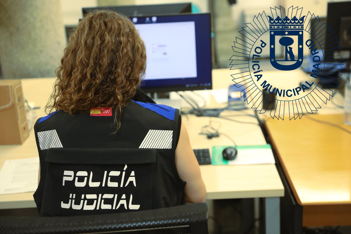 policiademadrid's tweet image. ➡️Identificar documentos de dudosa procedencia es una de las funciones que desarrolla la sección de #documentoscopia de la Comisaría de Coordinación Judicial.

➡️La verificación de documentos es clave para prevenir la falsificación

#PoliciaJudicial
#PoliciaMunicipalMadrid 
#PMM