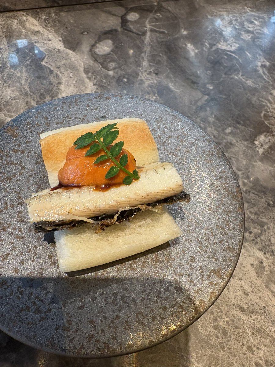 tesuton123's tweet photo. オマールエビのお好み焼きで〆
ソースにもオマールエビが入ったソース
これはお好み焼きとは別ものですわ
#W大阪 ホテル
#MYDO https://t.co/BpjChV3v0j