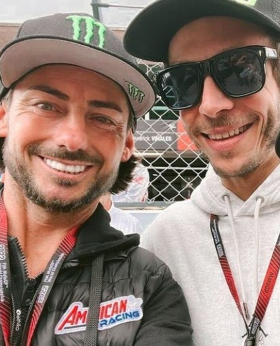 MOTOGP FORCE tweet media