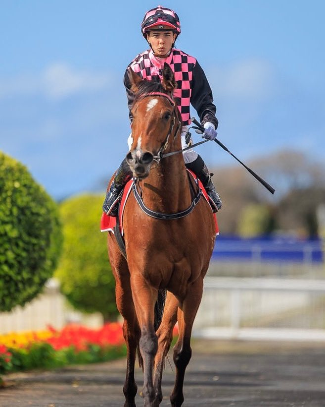 Congratulations to Angela Jones on becoming the first female to win the Metropolitan Jockeys’ Premiership in Queensland racing history! 👏