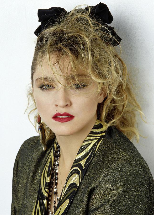 🇬🇧 | 40 years ago this week, Madonna TOUCHED the #1 on the Uk Singles Chart FOR THE VERY FIRST TIME, with "Into the Groove".

— Since then, she's earned 13 #1s on the chart, more than any other female artist.