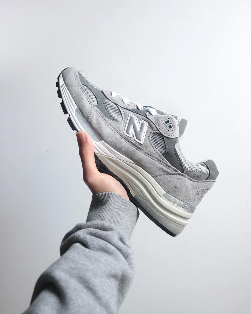 New Balance 992 “Grey”が国内NB公式オンラインでも再販開始 New Balance 992 “Grey”が国内NB公式オンラインでも再販開始