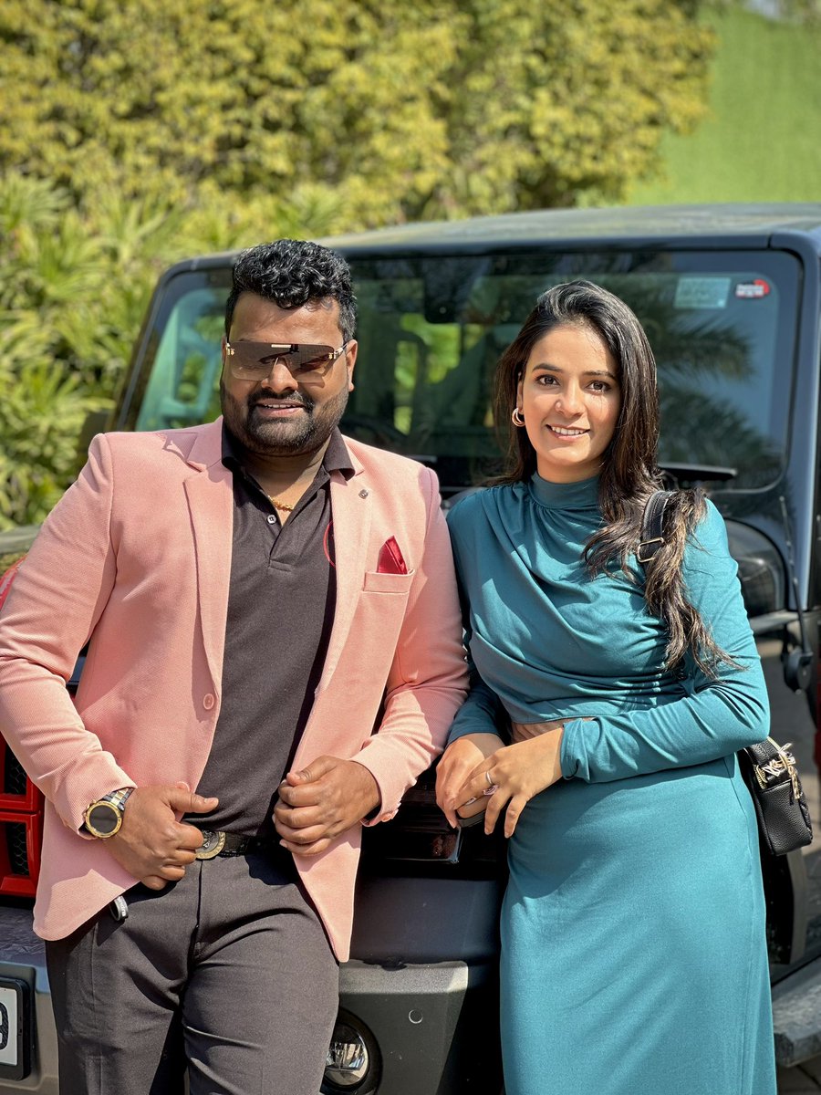 prince1807_'s tweet photo. ✨ “Jab mindset visionary ho aur saath solid ho, tab safar hi success ban jaata hai!”

Har successful journey ke पीछे होते हैं वो लोग, जो dream ko सिर्फ सपना nahi, mission bana dete हैं।
आज नहीं तो कल, मेहनत अपना रंग जरूर दिखाती है। 💼💪

#Trending #BusinessSuccess https://t.co/ZZq7y4u3Cs