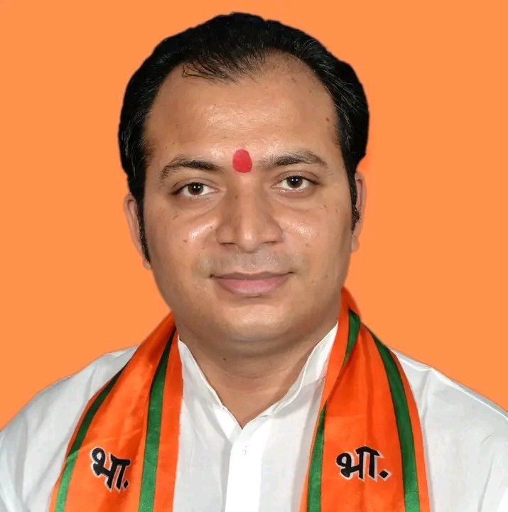 भारतीय जनता पार्टी युवा मोर्चा रीवा के जिला उपाध्यक्ष  माननीय श्री अजय मिश्रा जी आपको #जन्मदिन की हार्दिक बधाई शुभकामनाएं ,
माँ शारदा देवी की कृपा सदैव आप पर बनी रहें ऐसी कामना है | 
<a href="/ajayteonthaR/">Ajay Mishra</a>