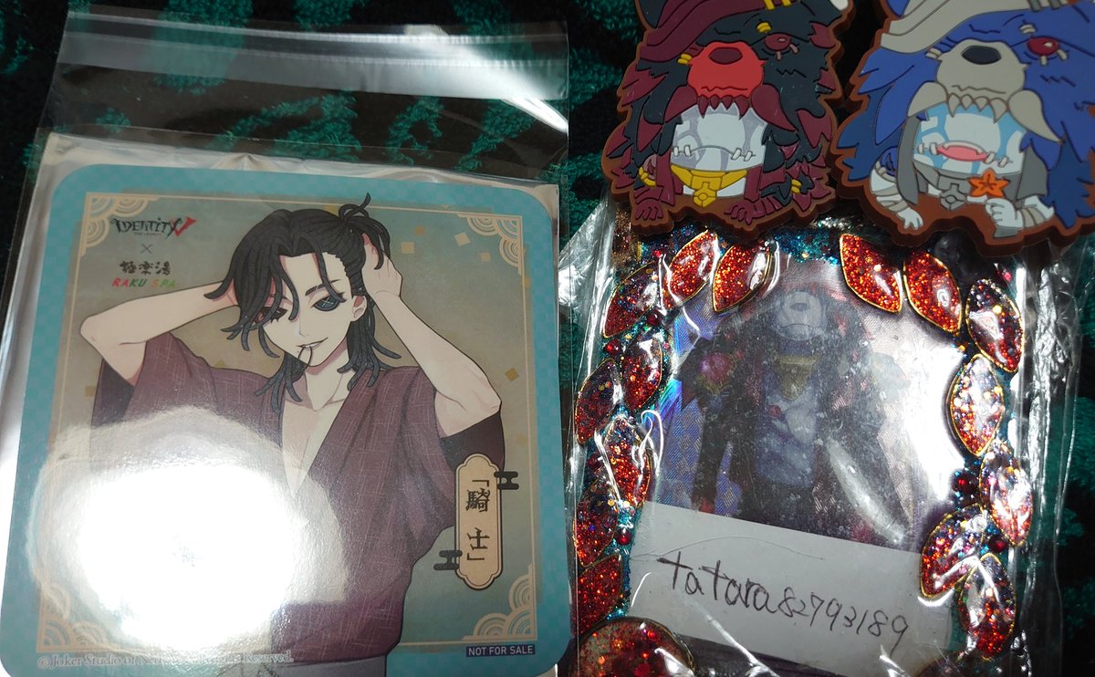 第五人格 極楽湯 傭兵 マフラータオル　納棺師　騎士　傭兵　3枚 ポストカード付き】新品 第五人格 納棺師 マフラータオル - メルカリ
