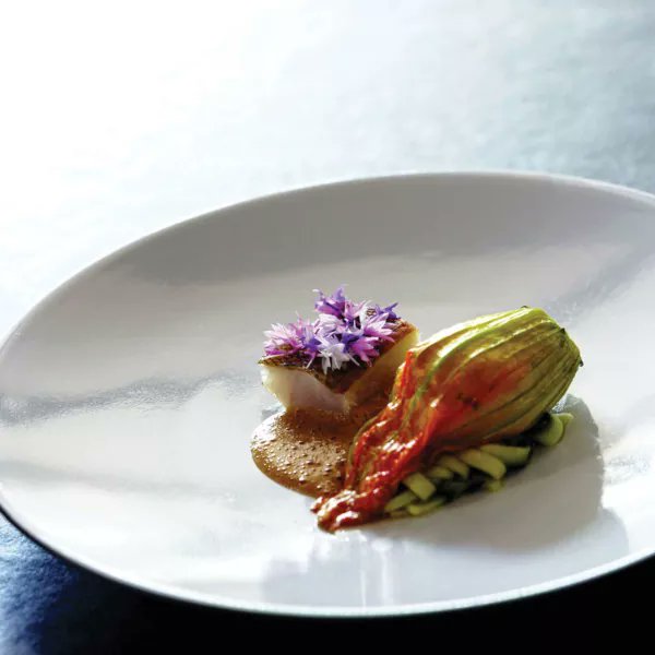 Sandre de la tête à la queue

#different_recipes #frenchfood #food #foodporn #instafood #foodie #france #foodstagram #yummy #paris #foodphotography #foodlover #restaurant #french #delicious #homemade #recipe #recipes #recette #recettes #finedining