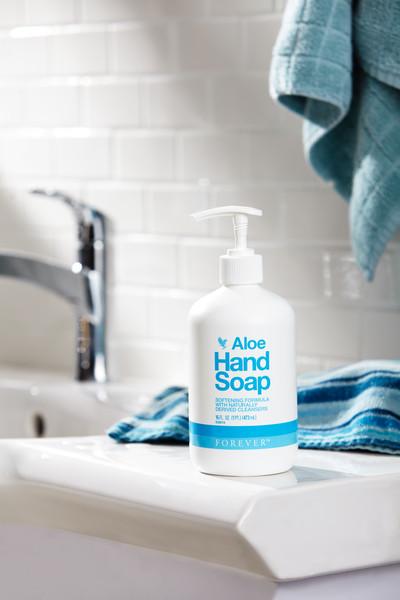 tiendalasabila's tweet image. From #soaps and #shampoos to #toothgel and #perfumes, treat your #body to a full line of products made with #natural ingredients including hand-harvested #AloeVera from our #plantations.
Online shopping place; click on the link:
thealoeveraco.shop/Objs3wTa
#skin #hair #neck #teeth