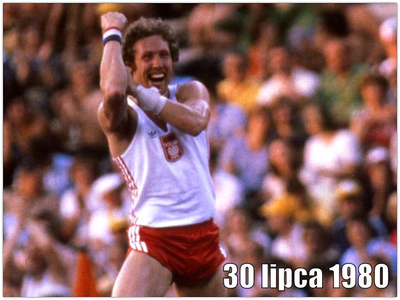 45 lat temu (30 lipca 1980) podczas Igrzysk Olimpijskich w Moskwie, Władysław Kozakiewicz zwyciężył w konkursie skoku o tyczce. A jego słynny gest przeszedł do historii 💪✊ 🇵🇱