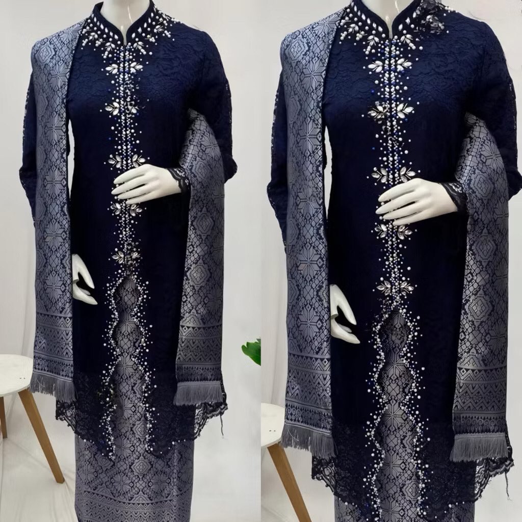 Nis1624747's tweet image. Inspirasi kebaya kondangan 💃💅🏻💋
Belinya disini👉 s.shopee.co.id/1LVBCUYhz1

#ootd #kebayamerah #kondangan