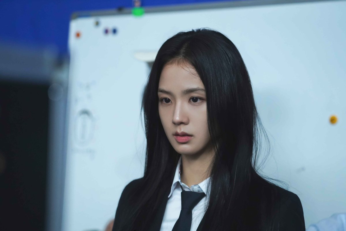 JISOO RAMYEON tweet media