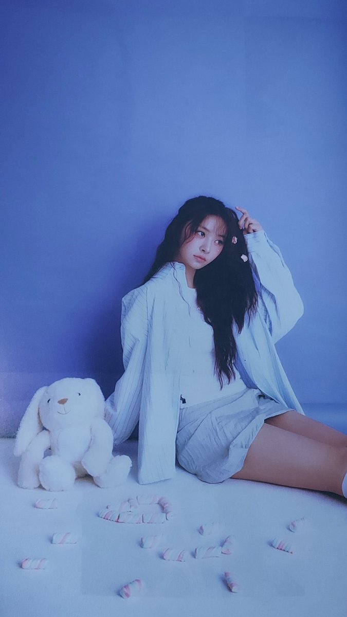 tweny_idn's tweet photo. Preview The Star Magazine’s August Special Edition: FIFTY FIFTY

#FIFTYFIFTY #KEENA #CHANELLEMOON #YEWON #HANA #ATHENA #STARMAGAZINE https://t.co/R7qlfXjIdt