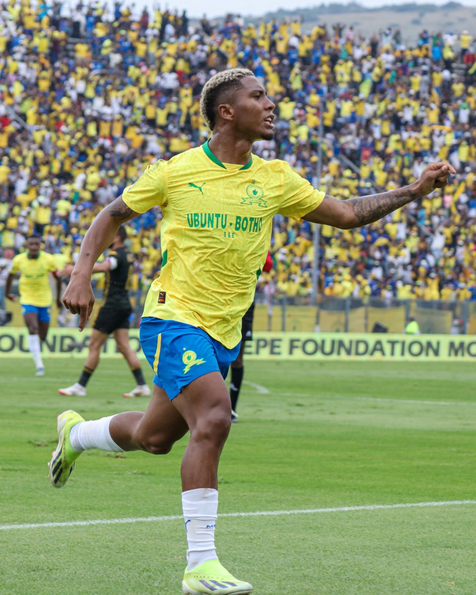 Masandawana's tweet image. ⭐ 𝗖𝗢𝗦𝗧𝗔 𝗪𝗔 𝗥𝗢𝗡𝗔 ⭐

🏆 PSL Footballer of the Season
👏 #BetwayPrem Player&apos;s Player of the Season
⚽ #BetwayPrem Top Goal Scorer
🔥 #BetwayPrem Goal of the Season

Tell us your favourite Lucas Ribeiro moment in the comments below!🔽🧏

#Sundowns #PSLAwards25
