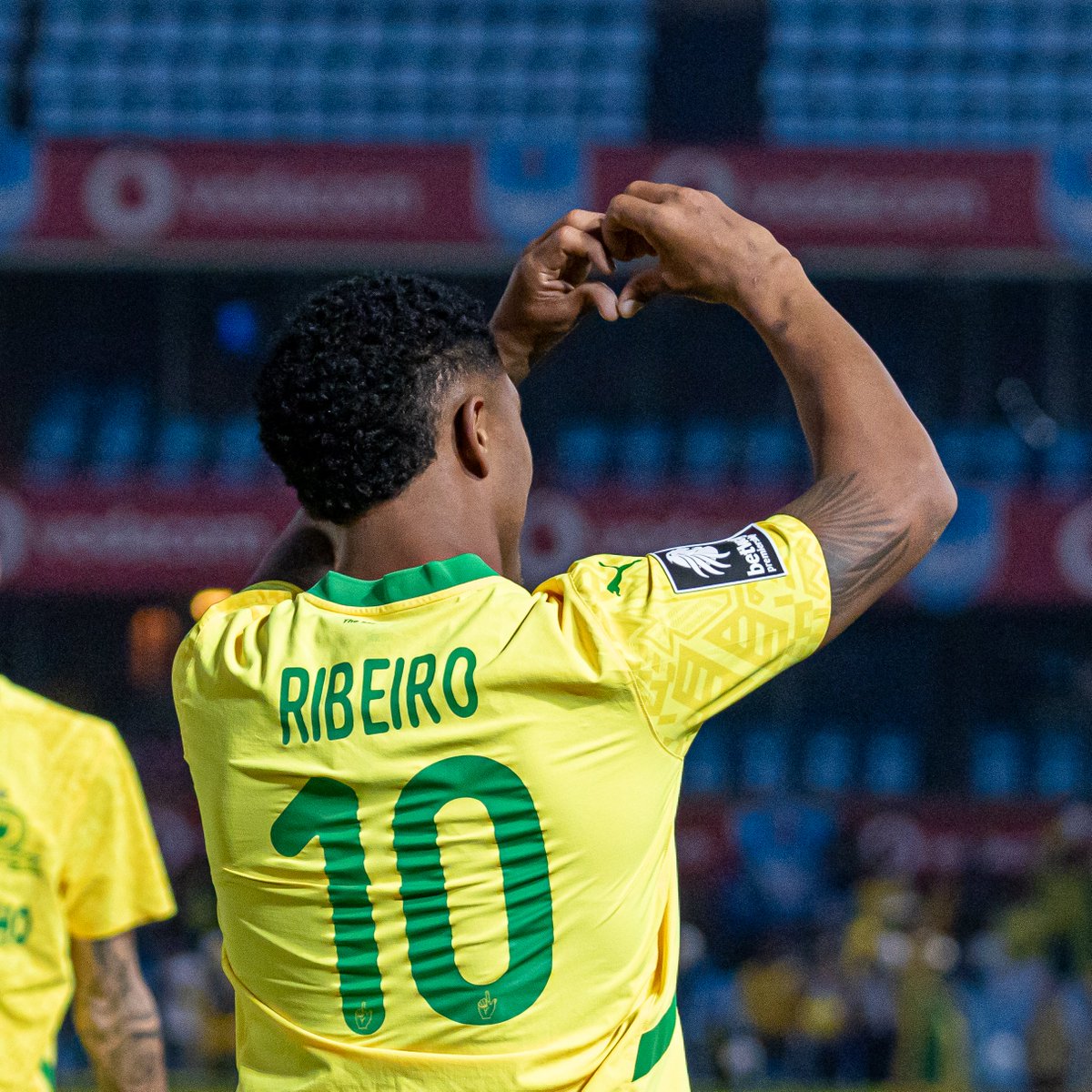 Masandawana's tweet image. ⭐ 𝗖𝗢𝗦𝗧𝗔 𝗪𝗔 𝗥𝗢𝗡𝗔 ⭐

🏆 PSL Footballer of the Season
👏 #BetwayPrem Player&apos;s Player of the Season
⚽ #BetwayPrem Top Goal Scorer
🔥 #BetwayPrem Goal of the Season

Tell us your favourite Lucas Ribeiro moment in the comments below!🔽🧏

#Sundowns #PSLAwards25