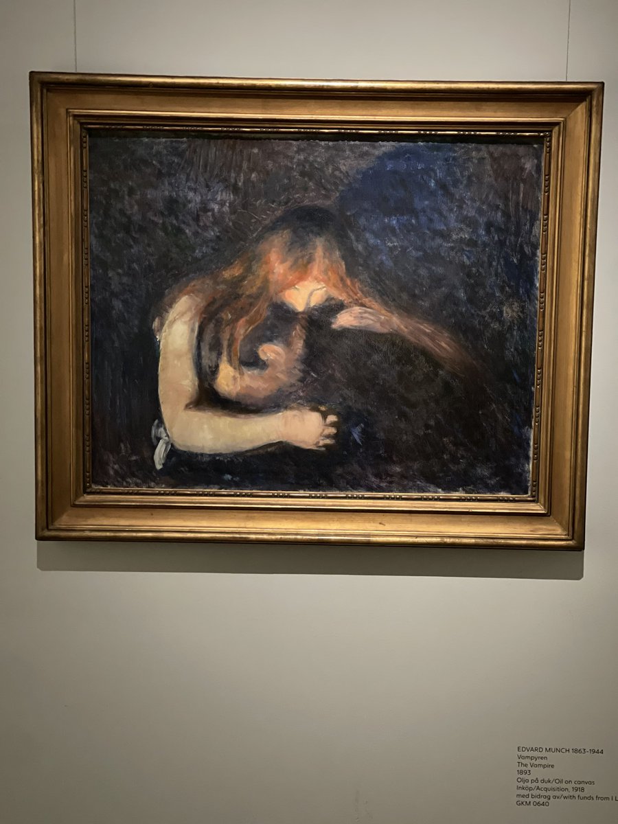 Vampire’s kiss but which is the vampire?