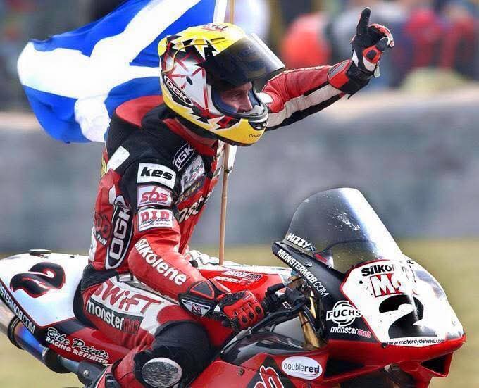 How has it been 22 years since Steve Hislop passed? They say never meet your heroes - 2wks before this, I was sat drinking a brew with Steve chatting about BSB. You can still be down to Earth, &amp; inspire others. 

RIP Hizzy, never forgotten.