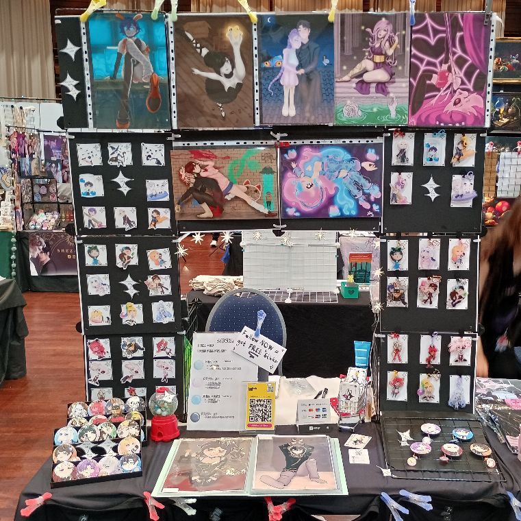 JokerMonochrome's tweet photo. ComicCon Saar is over and I'm finally home. π
The Con certainly was a learning experience...
Well at least the next ComicCon in Freiburg seems to be promising.
All the excess stock has and will be added to my Ko-Fi Shop.
#comiccon #artistally #kofishop #art #comicconsaar https://t.co/U7YgCxnmlp