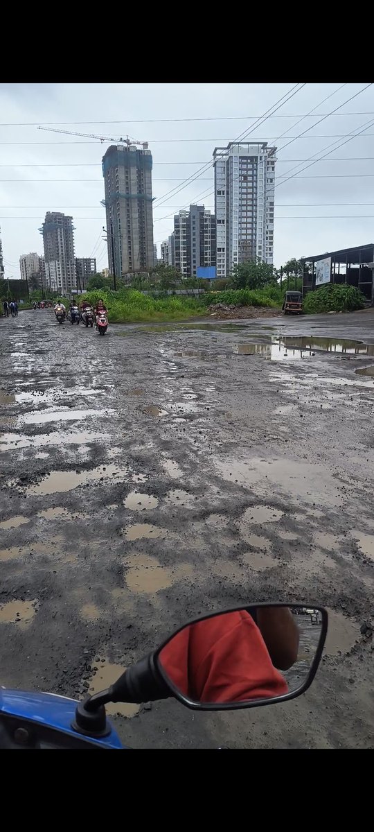 AbhijitSur54323's tweet image. @MMRDAOfficial Are you people even alive or just collecting salaries to ignore reality? Roads in Naigaon East are worse than open gutters — it's like driving through hell. Do you even know this area exists, or is your job just a joke? #NaigaonEast #MMRDA #shameless
