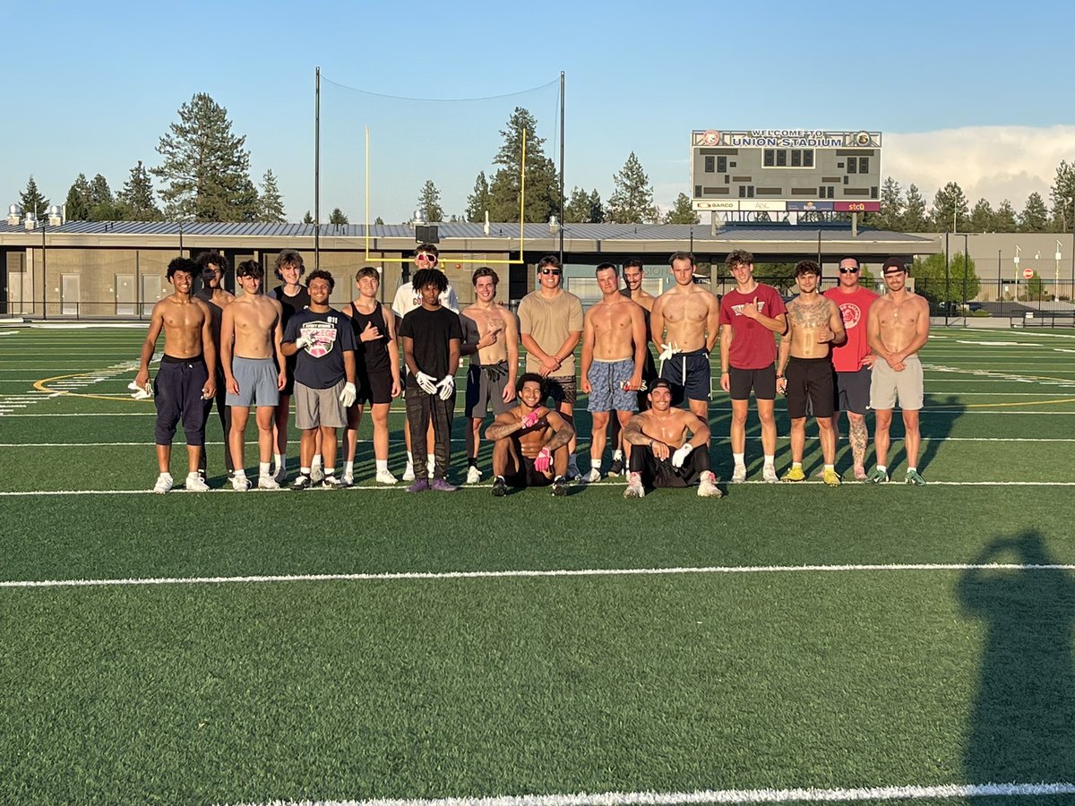 Mt Spokane Football (@mtspokanefb) on Twitter photo Mt. Spokane Football Alumni 7 on 7 game! The old vets came out on top of a close game with the young bucks!
<a href="/KellenFlanigan3/">Kellen Flanigan</a> <a href="/AidenPrado/">Aiden Prado</a> <a href="/JordanSands14/">Jordan Sands</a> <a href="/Rockfranklin00/">Rock Franklin</a> <a href="/Blakespeer7/">Blake Speer</a> <a href="/Tyleralm1/">Tyler Alm</a> <a href="/TerryCloer/">Terry Cloer</a> <a href="/Jonnyhaley_08/">Jonny Haley</a>
<a href="/MSHS_CAT_SPORTS/">MT SPOKANE ATHLETICS</a>
#GoCats Mt. Spokane Football Alumni 7 on 7 game! The old vets came out on top of a close game with the young bucks!
<a href="/KellenFlanigan3/">Kellen Flanigan</a> <a href="/AidenPrado/">Aiden Prado</a> <a href="/JordanSands14/">Jordan Sands</a> <a href="/Rockfranklin00/">Rock Franklin</a> <a href="/Blakespeer7/">Blake Speer</a> <a href="/Tyleralm1/">Tyler Alm</a> <a href="/TerryCloer/">Terry Cloer</a> <a href="/Jonnyhaley_08/">Jonny Haley</a>
<a href="/MSHS_CAT_SPORTS/">MT SPOKANE ATHLETICS</a>
#GoCats