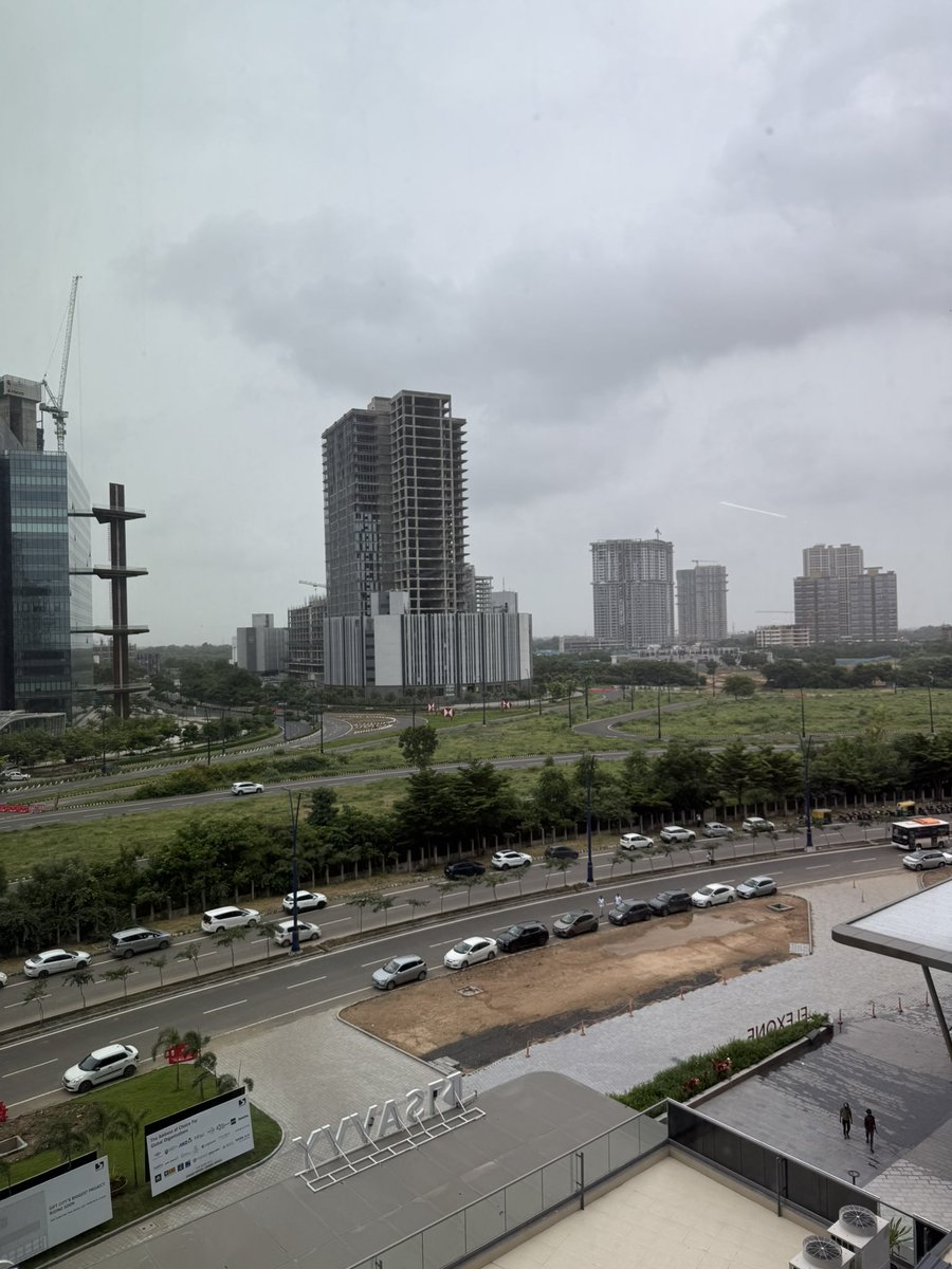 ashishkashyap's tweet image. Singapore/ DIFC of India in the making #GIFTcity #INDmoney #GlobalInvesting
