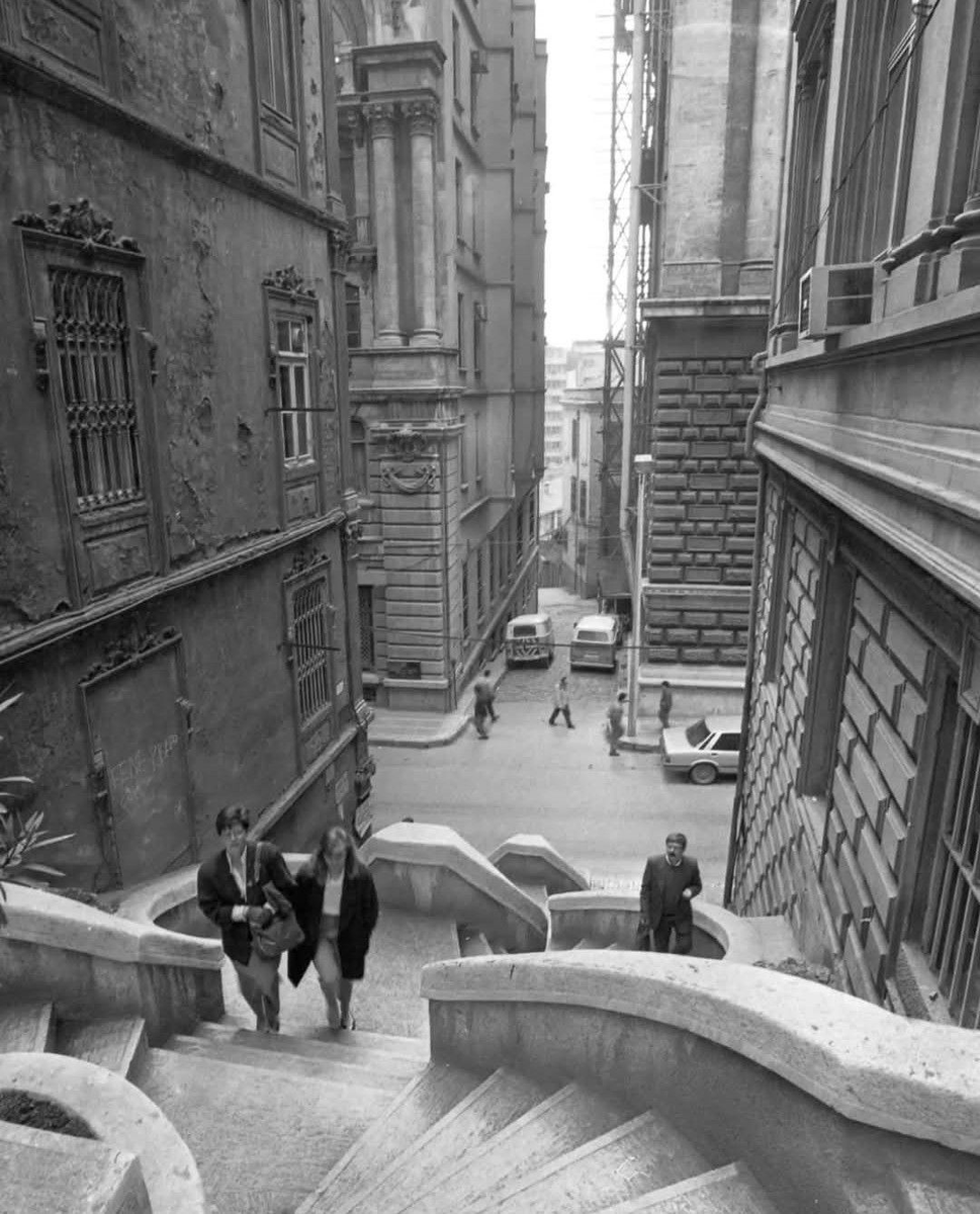 Kamondo merdivenleri Beyoğlu 1980 ler