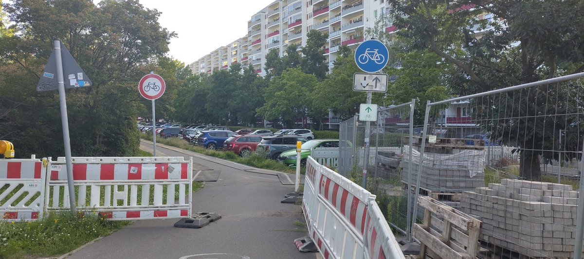 Mit Tempo 30 durch Berlin tweet media