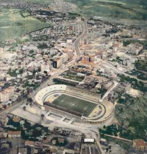 Mecidiyeköy
Ali Sami Yen stadı, 1973. Boğaz köprüsünün yapıldığı sene...