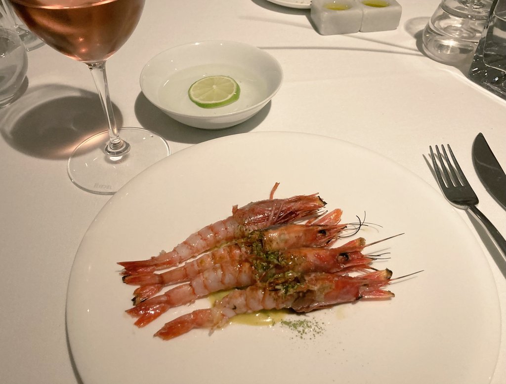 I’ll remember these sweet prawns from Hisop Restaurant for a very long time

#MICHELINStar

#Barcelona #Spain

guide.michelin.com/gb/en/cataluny…