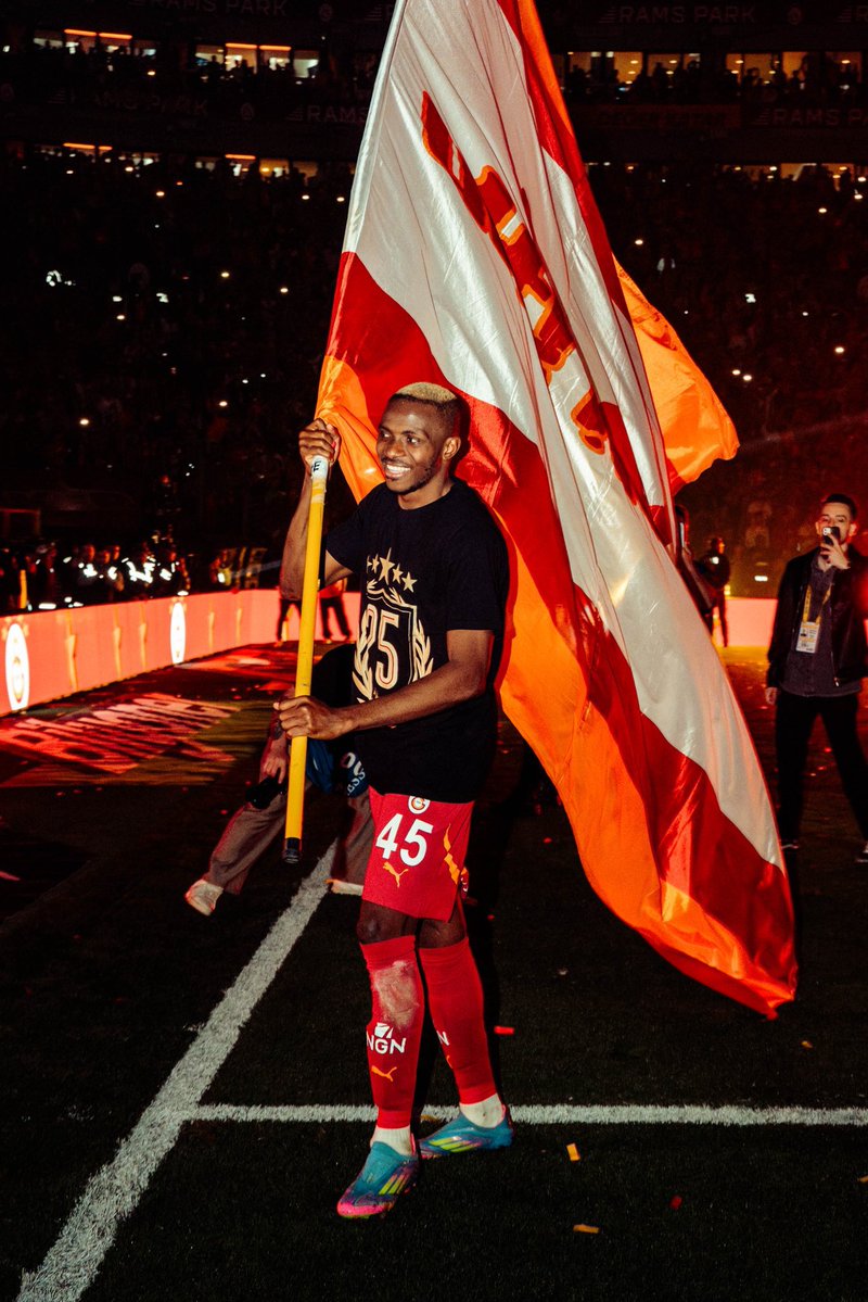 Galatasaray Taraftarı İle Takipleşiyoruz 

❤️💛 Beni takip edin 
❤️💛 Yoruma GT yazın 
❤️💛 RT yapın 
❤️💛 Beğenin 

5k altında Galatasaray Hesabı Kalmasın takip edenleri takibe alıyoruz