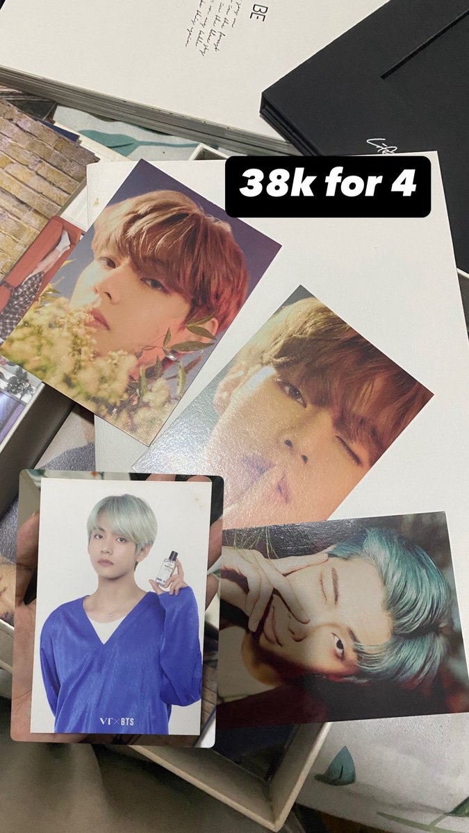 mghoevr's tweet photo. WTS
CALLING OUT ALL OF #BTS COLLECTORS AND #ARMY 
 
haii aku mau jual merch bangtan murce bgt, ada yg 30kan dapet 4😋, pc official 100k dapet 3, armybomb under 200k? kapann lagii gasi. yuk yukk diliat dulu. buat detail condi bisa dm langsung yaw
📍depok
🍊freeong https://t.co/uLqDg5qw0Y