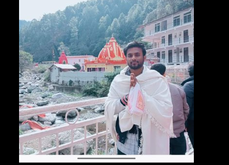 back2_90s's tweet photo. गौरव कुशवाहा, उम्र 22, निवासी लखनऊ, 25 जुलाई से लापता हैं। आखिरी लोकेशन: सरयू घाट,अयोध्या 
पहने थे:नीली डेनिम शर्ट, काली जींस, नीला बैग,टोपी 
कृपा इन्हें ढूंढ़ने में उत्तर प्रदेश पुलिस हमारी मदद करे
📞जानकारी हो तो संपर्क करें:8840744087
@upgrphq @112UttarPradesh @dgpup @Uppolice https://t.co/3jBEjEnQFW