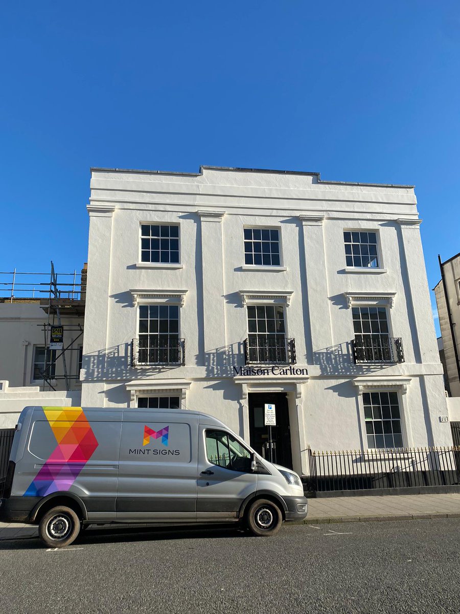 MintSigns's tweet image. Elevate your storefront with stunning Fascia Signage, whatever your business or industry! Make a lasting first impression with vibrant and bespoke designs unique to your brand and business. 

#FasciaSignage #ShopFront #BusinessBranding #RetailDesign #Hampshire