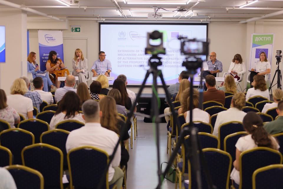 sluganarodu_pp's tweet image. 🏡 @OlenaShuliak: The #eRecovery (#eVidnovlennia) program has already helped around 130,000 Ukrainian families with housing. But we must improve the program to reach even more people affected by the war:
✅ provide compensation to homeowners in temporarily occupied territories
✅…